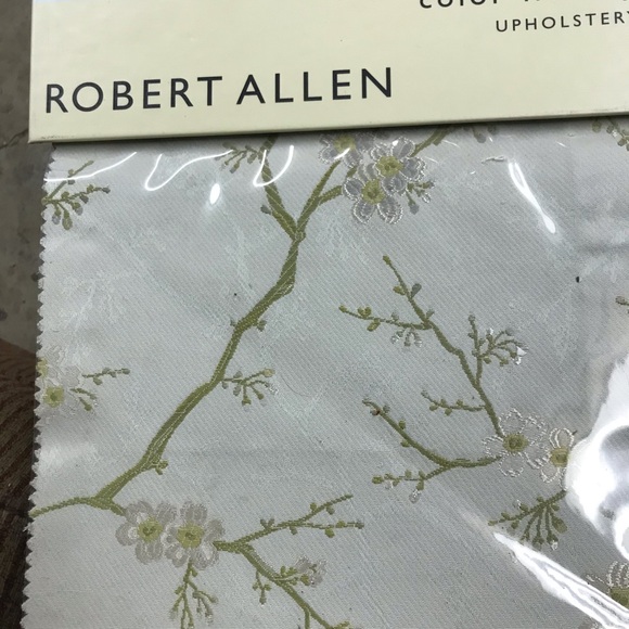 Robert Allen Upholstery Fabric Sample Book Color library “PISTACHIO” 57 pieces - Picture 1 of 13